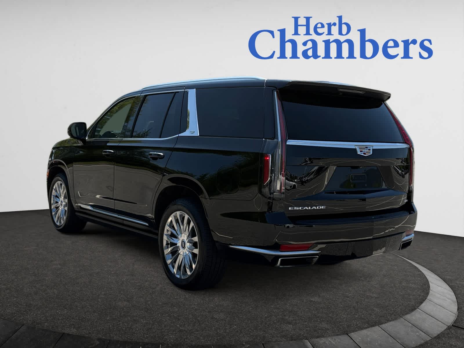 used 2021 Cadillac Escalade car, priced at $61,998