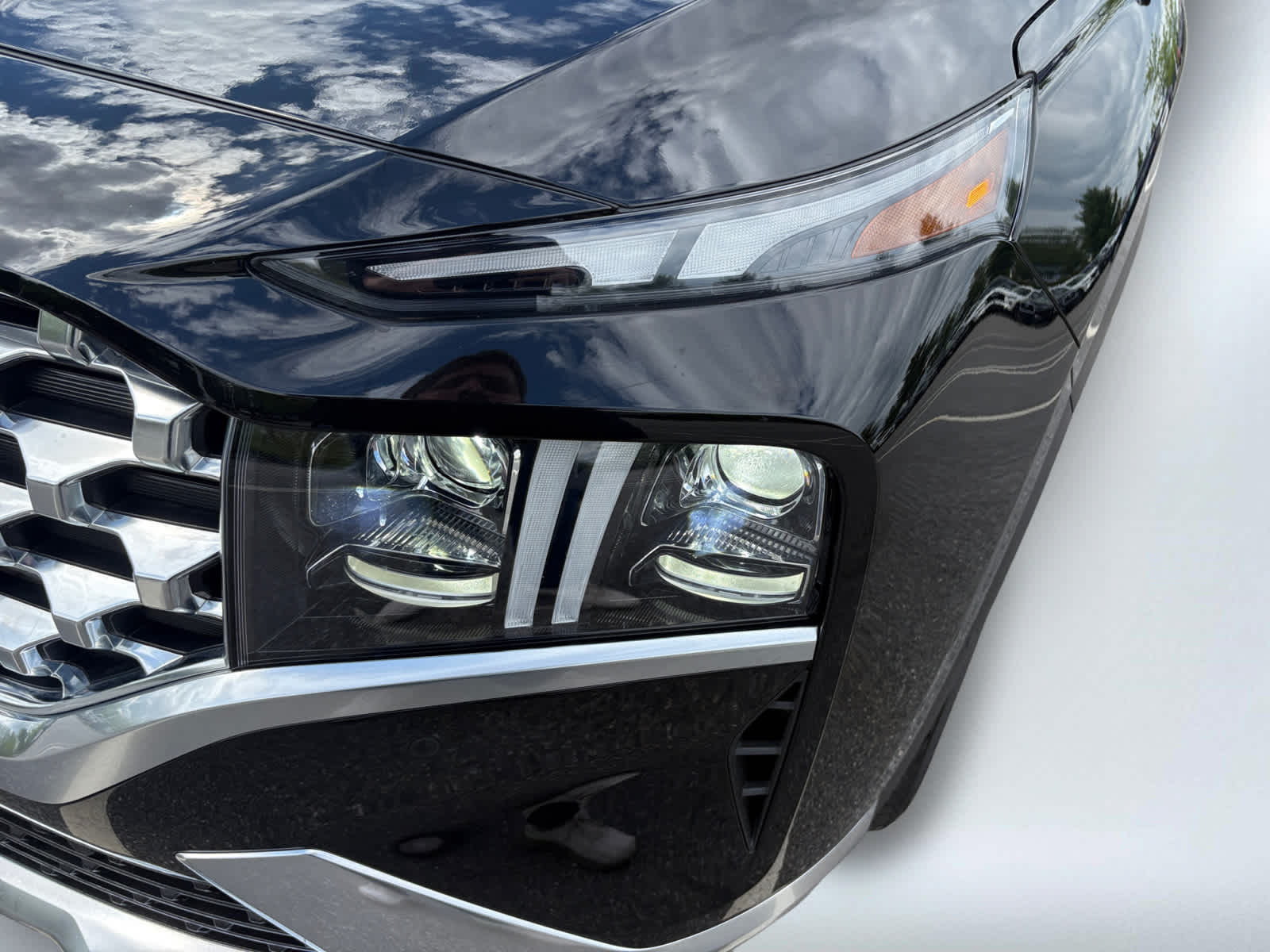 used 2023 Hyundai Santa Fe car, priced at $32,498