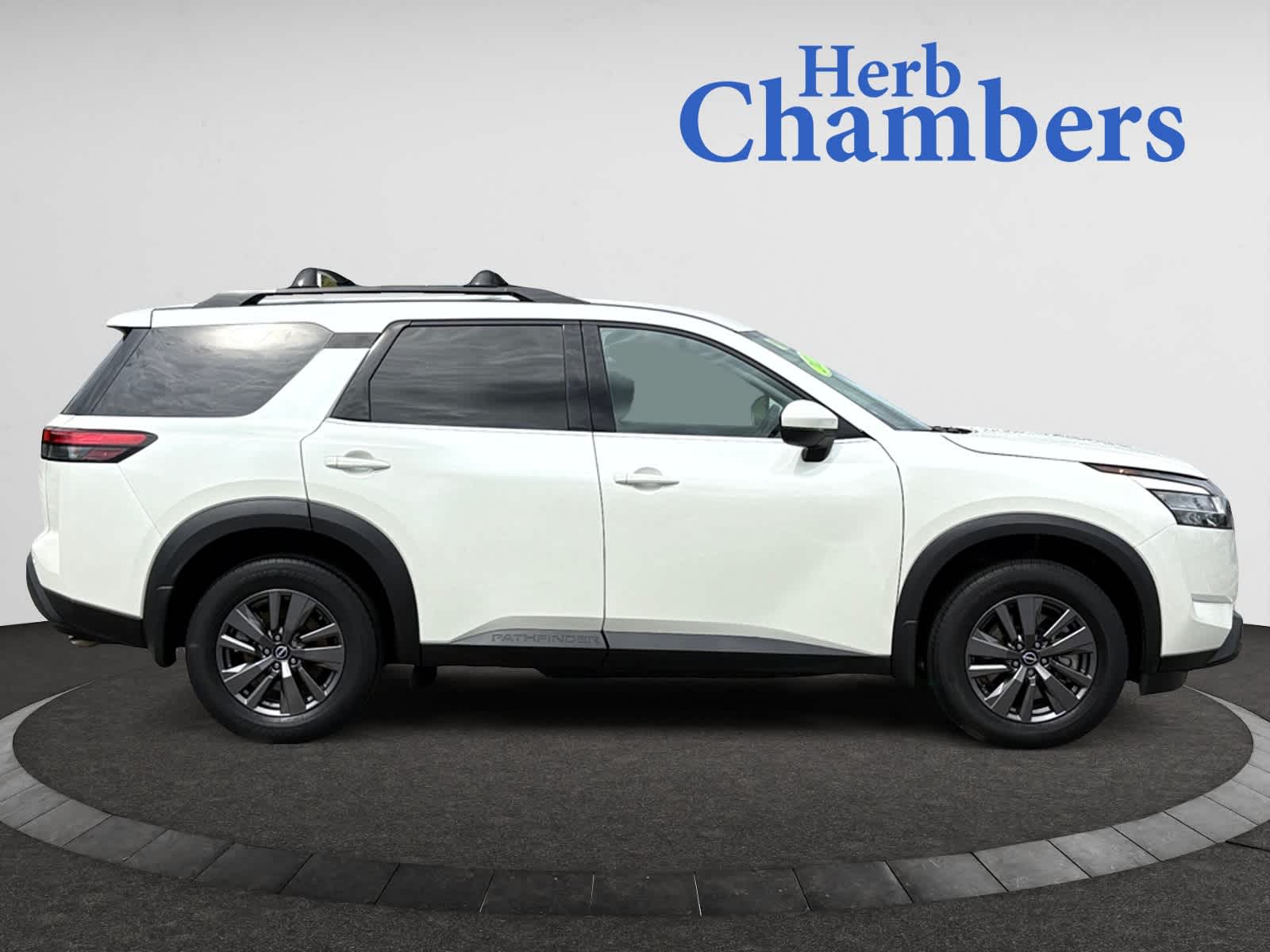 used 2022 Nissan Pathfinder car, priced at $30,998