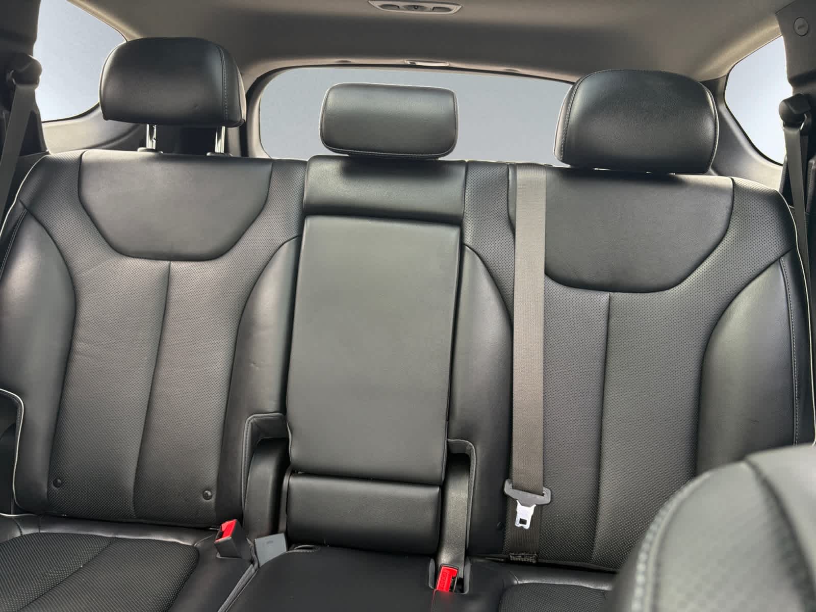 used 2023 Hyundai Santa Fe car, priced at $32,498