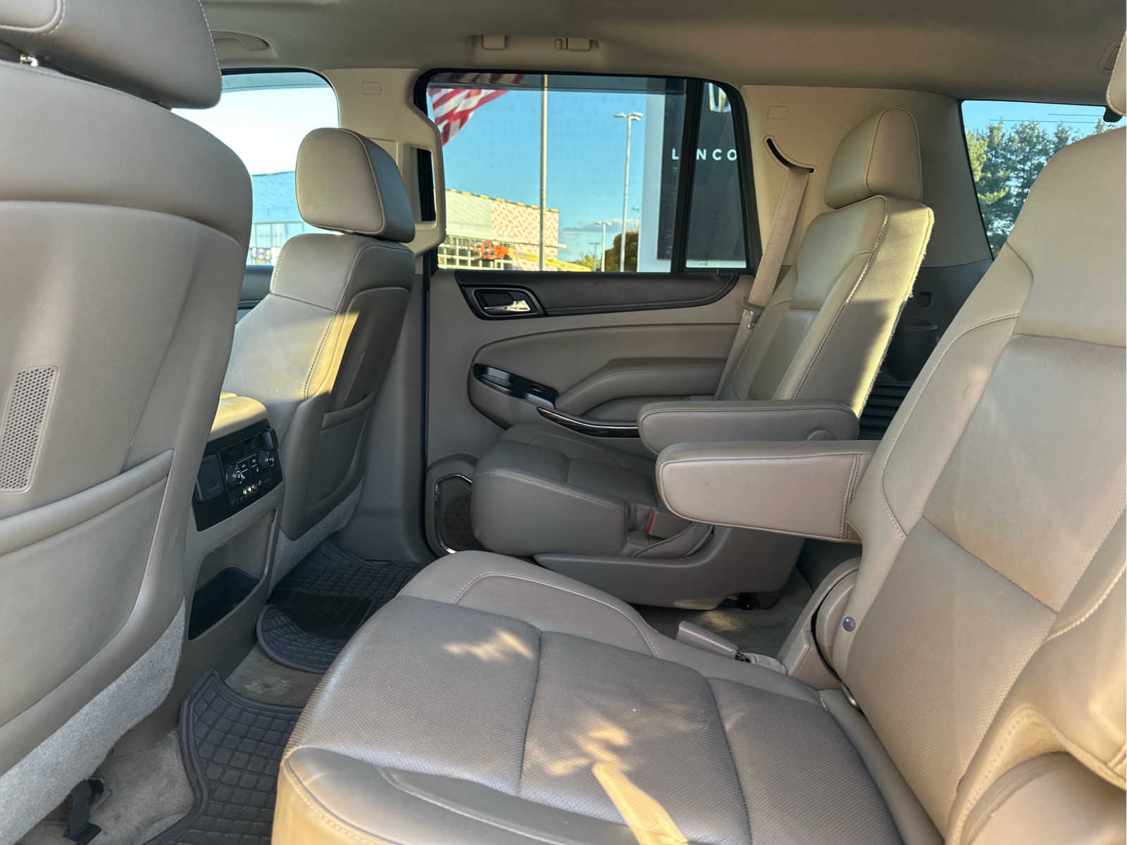 used 2015 GMC Yukon car, priced at $26,798