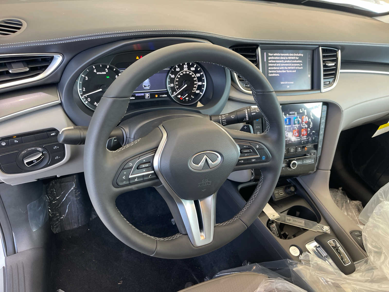 new 2025 INFINITI QX50 car, priced at $47,300