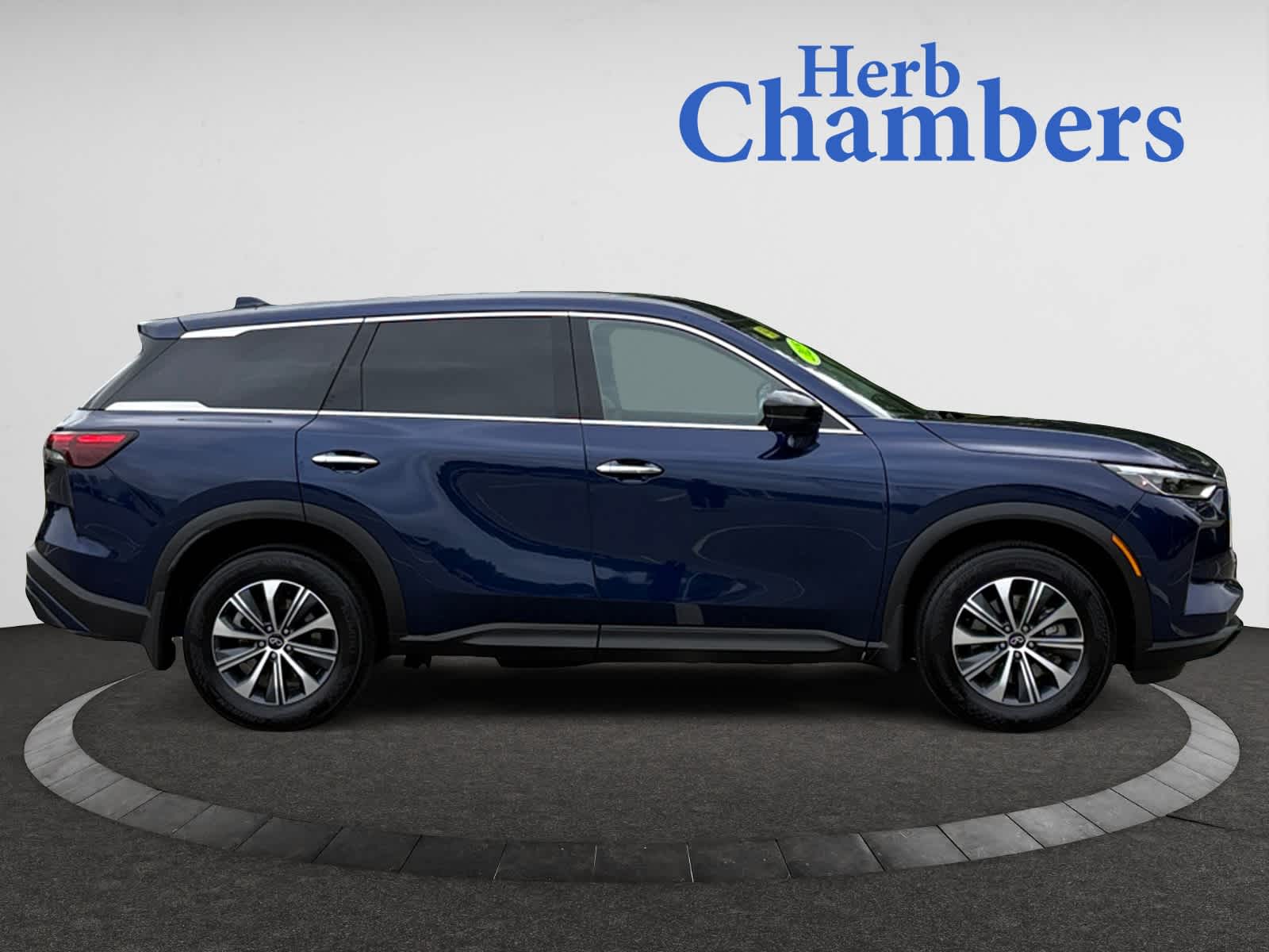 used 2025 INFINITI QX60 car, priced at $40,998