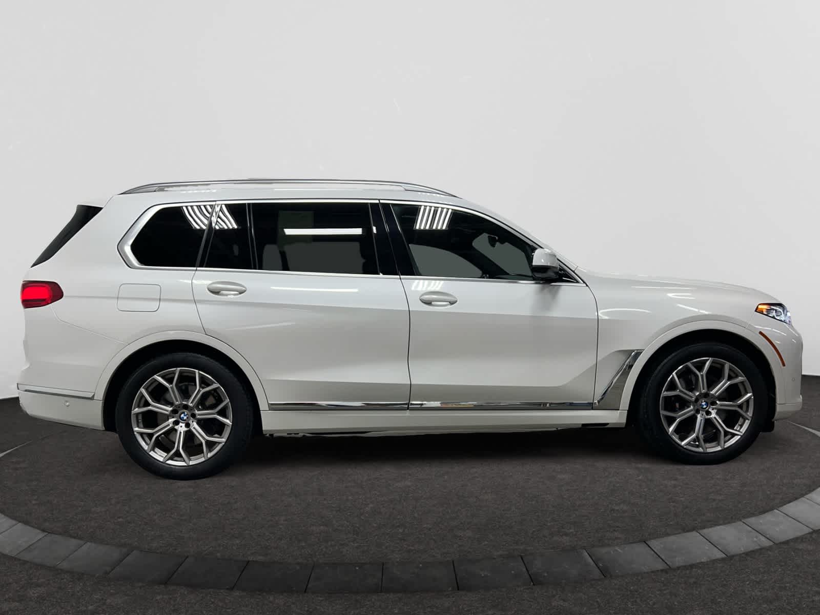 used 2021 BMW X7 car, priced at $44,998