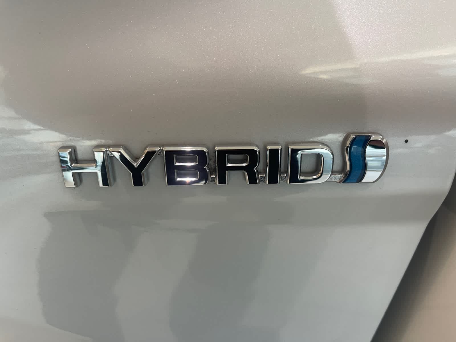 used 2018 Toyota Camry Hybrid car, priced at $22,998