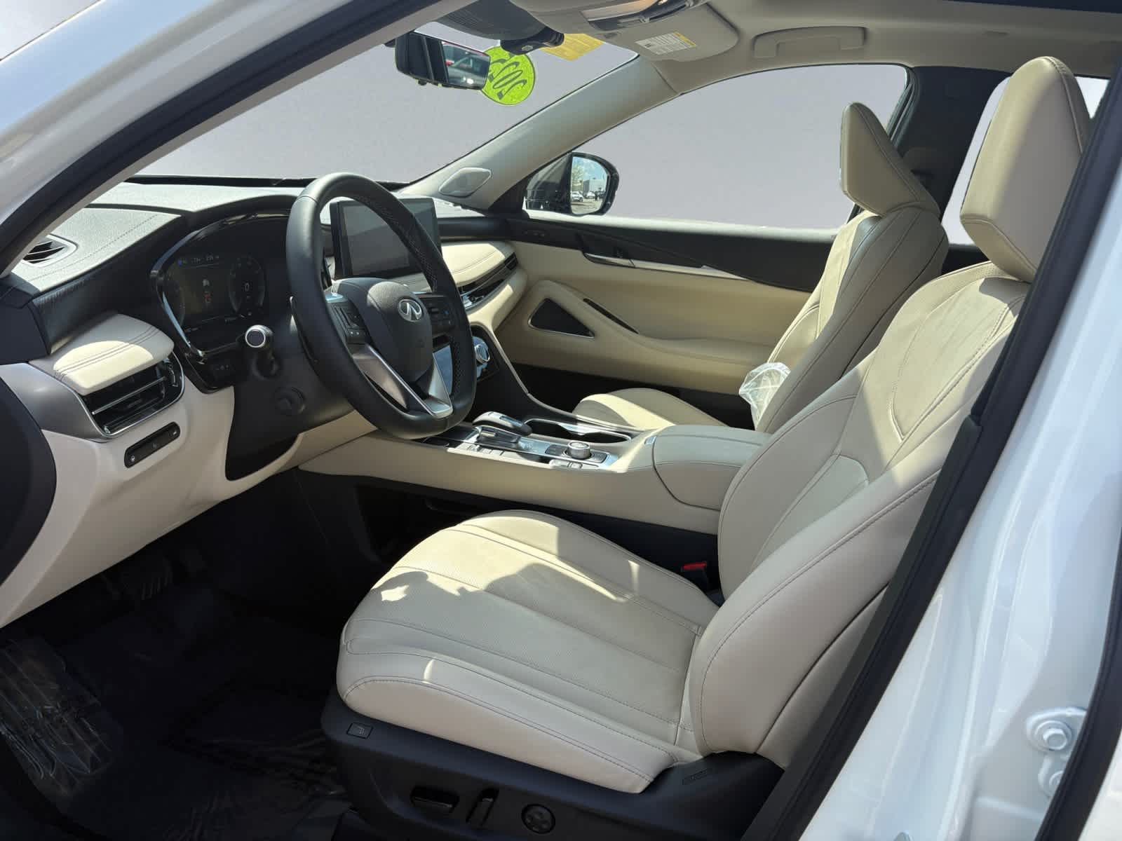 used 2025 INFINITI QX60 car, priced at $53,998