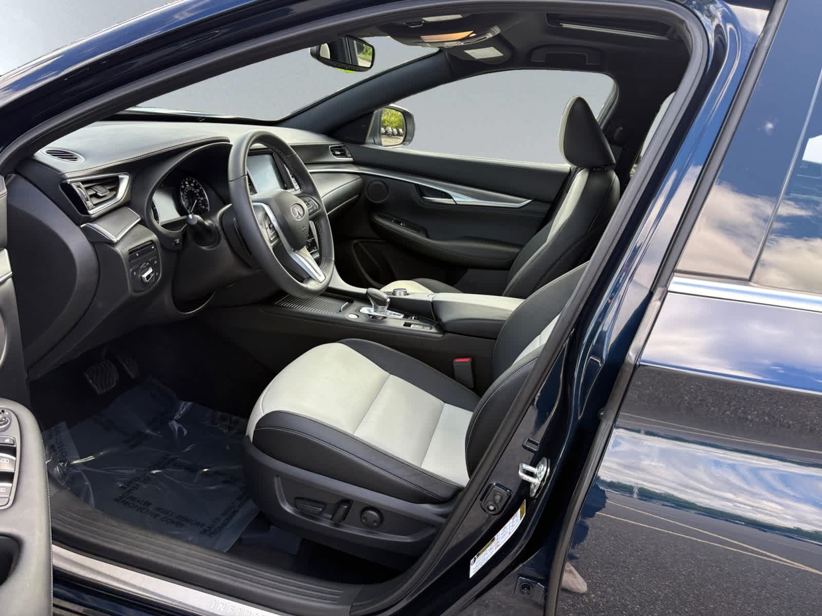 used 2022 INFINITI QX55 car, priced at $35,998