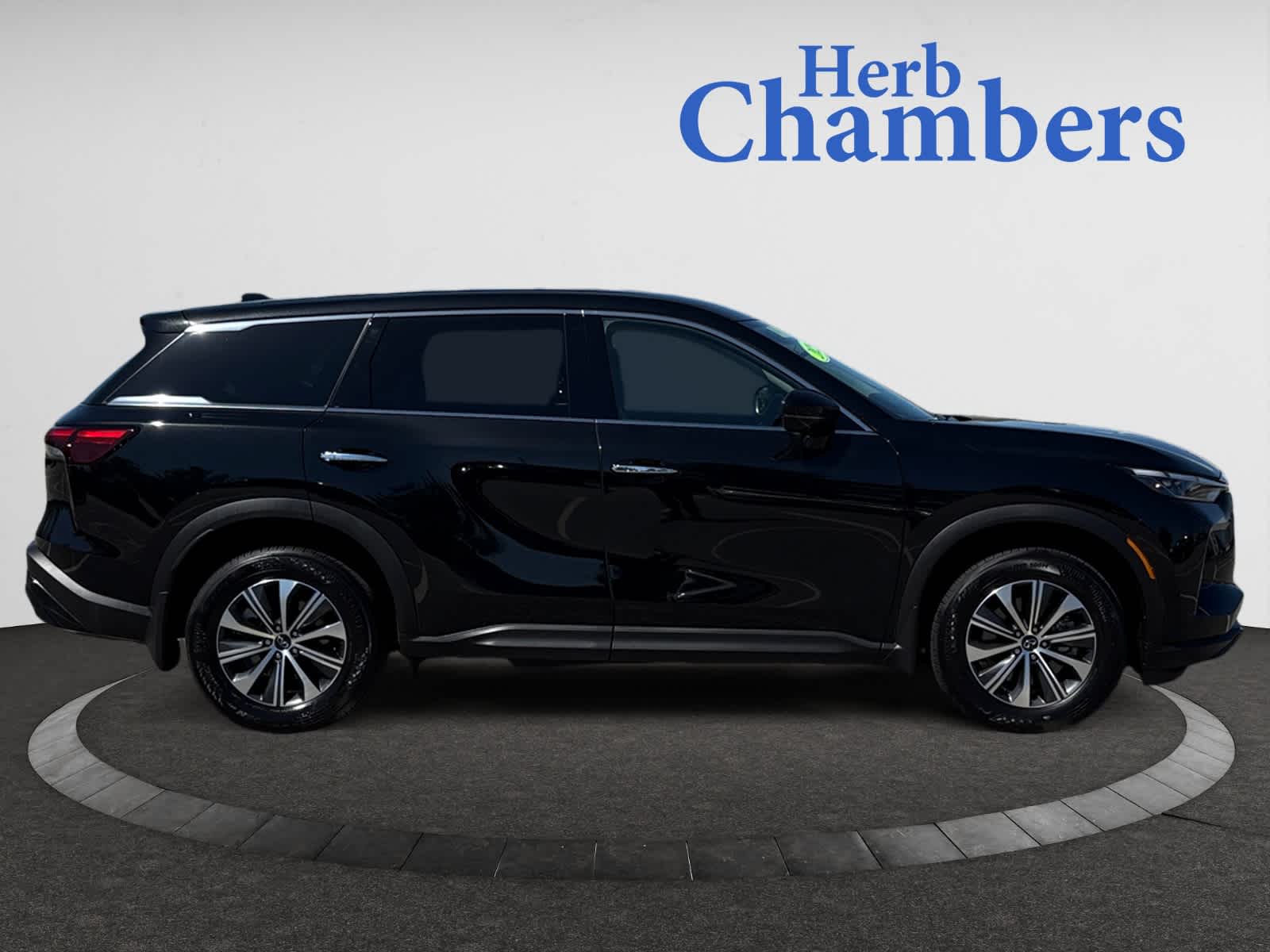 used 2025 INFINITI QX60 car, priced at $41,998