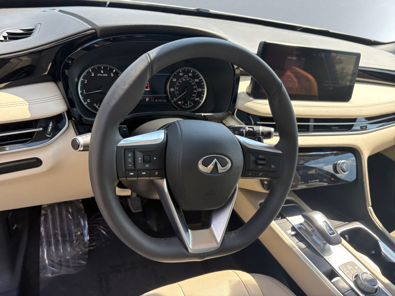 used 2025 INFINITI QX60 car, priced at $41,898