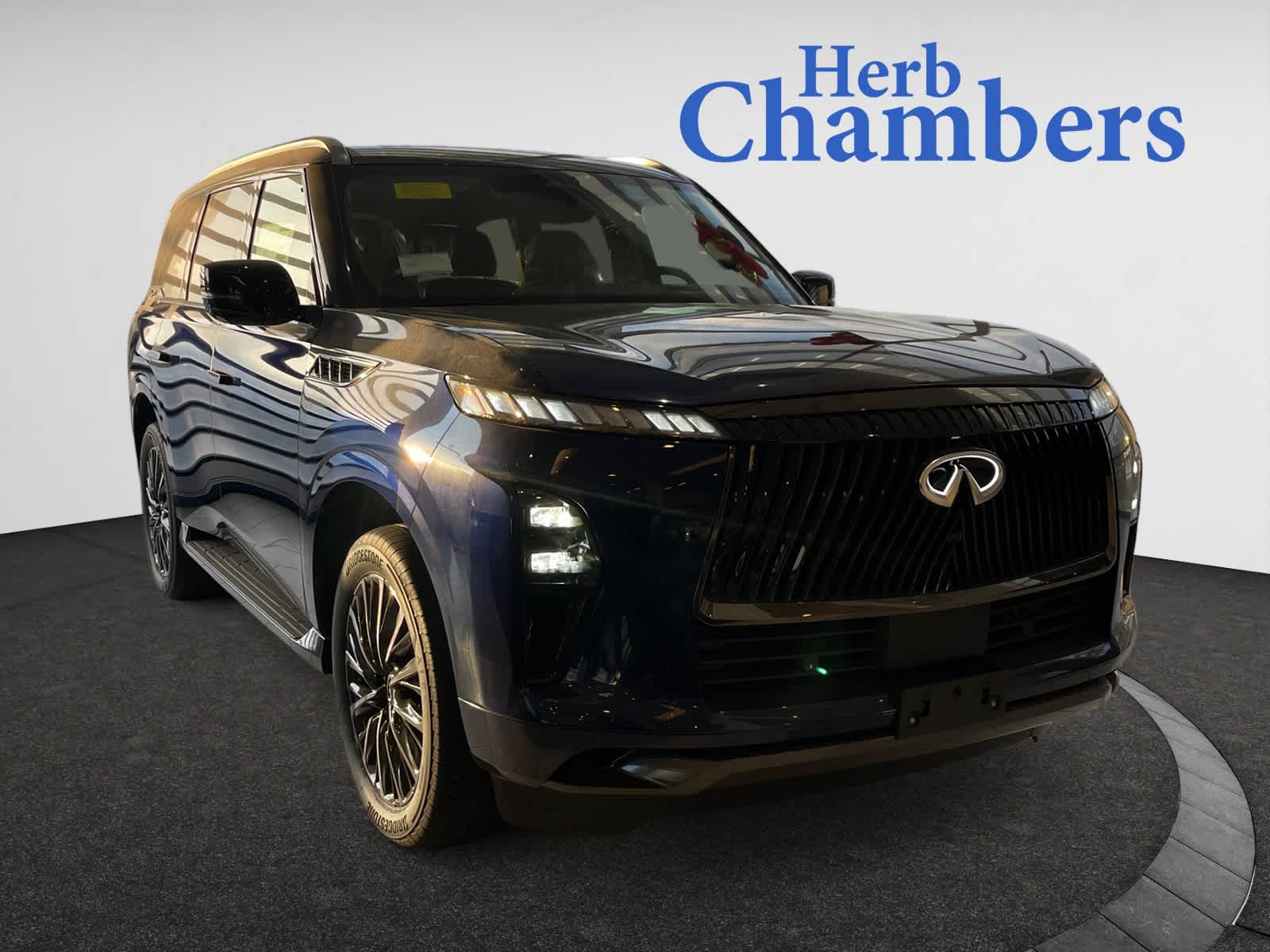 new 2025 INFINITI QX80 car, priced at $112,590