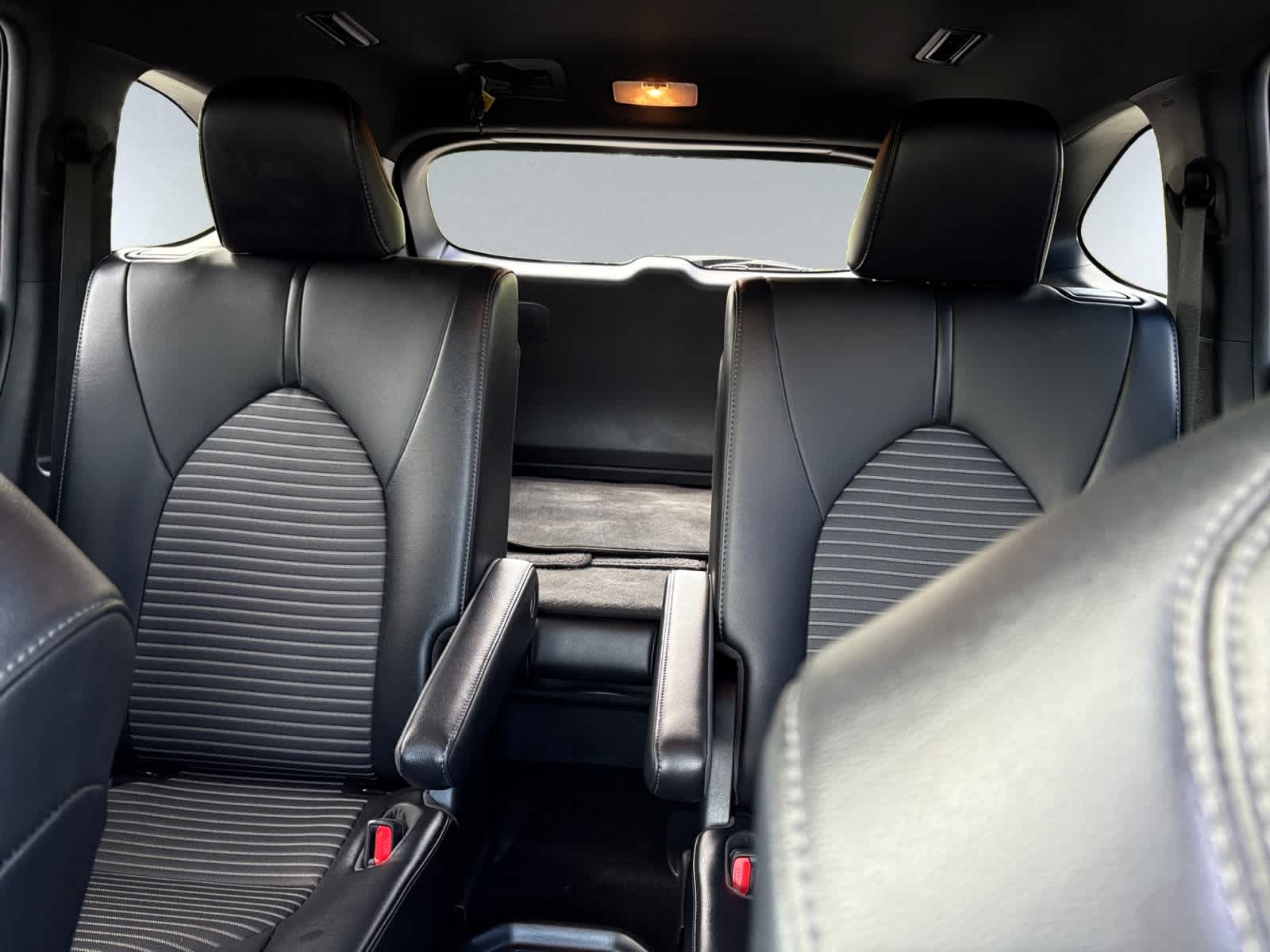 used 2021 Toyota Highlander car, priced at $37,898