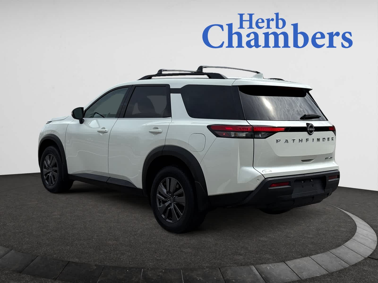 used 2022 Nissan Pathfinder car, priced at $30,998