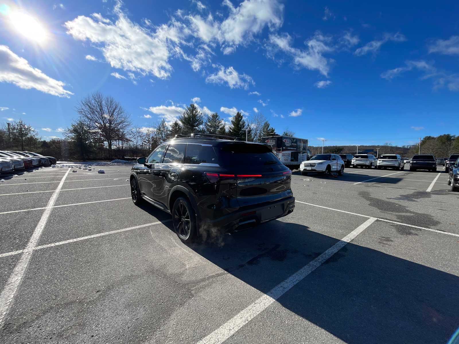 new 2025 INFINITI QX60 car, priced at $59,996