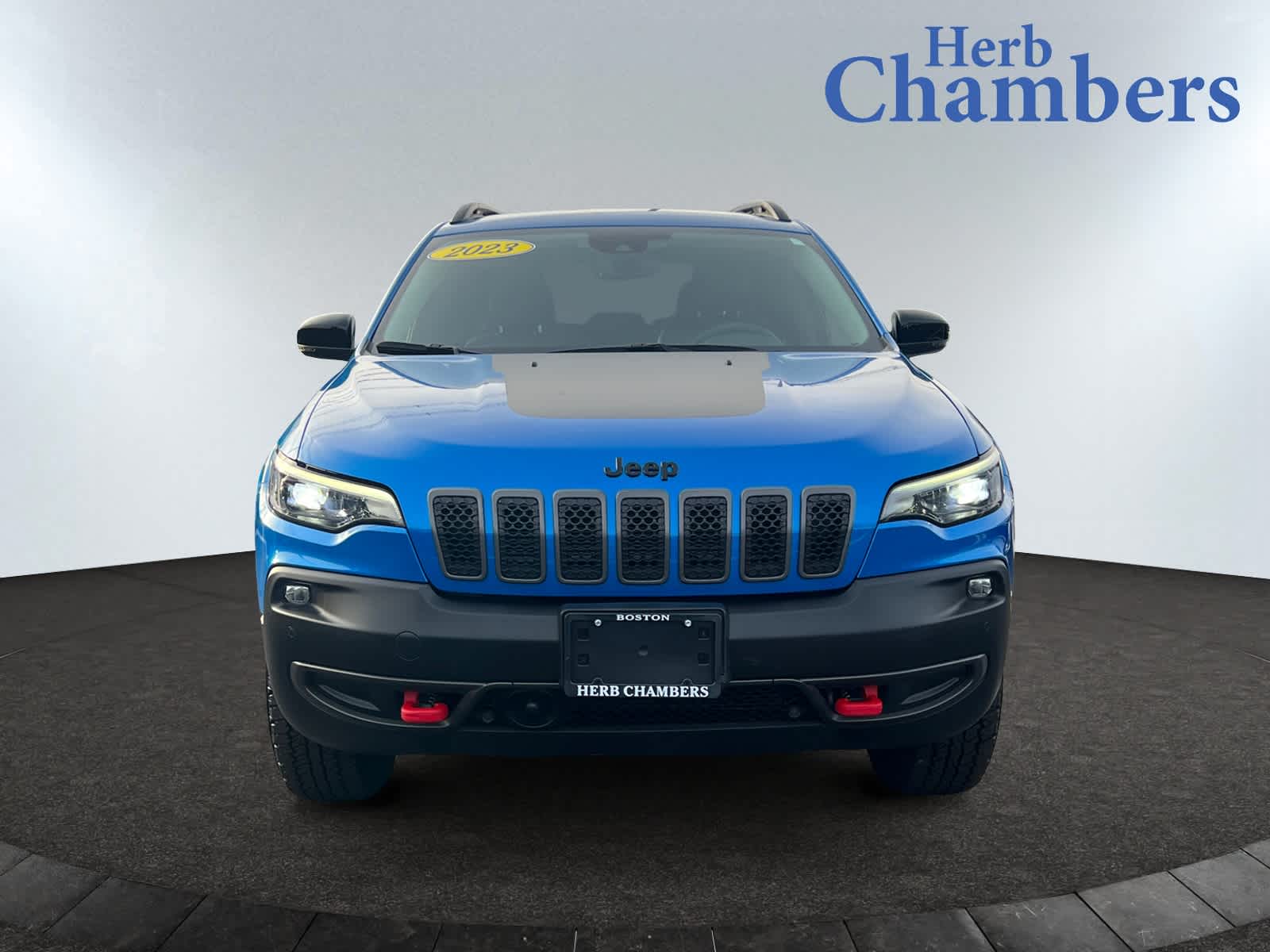 used 2023 Jeep Cherokee car, priced at $29,998