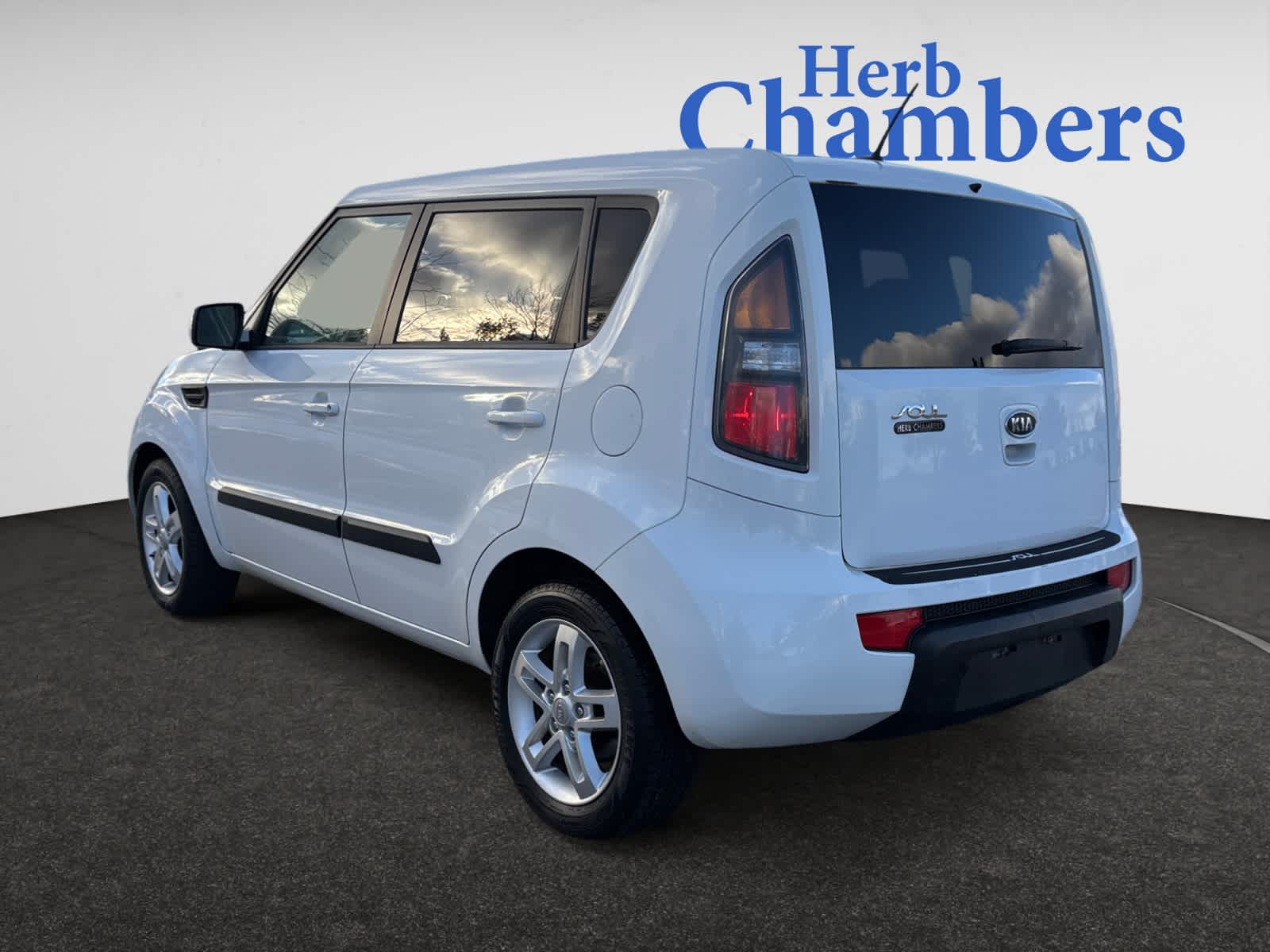 used 2011 Kia Soul car, priced at $7,498