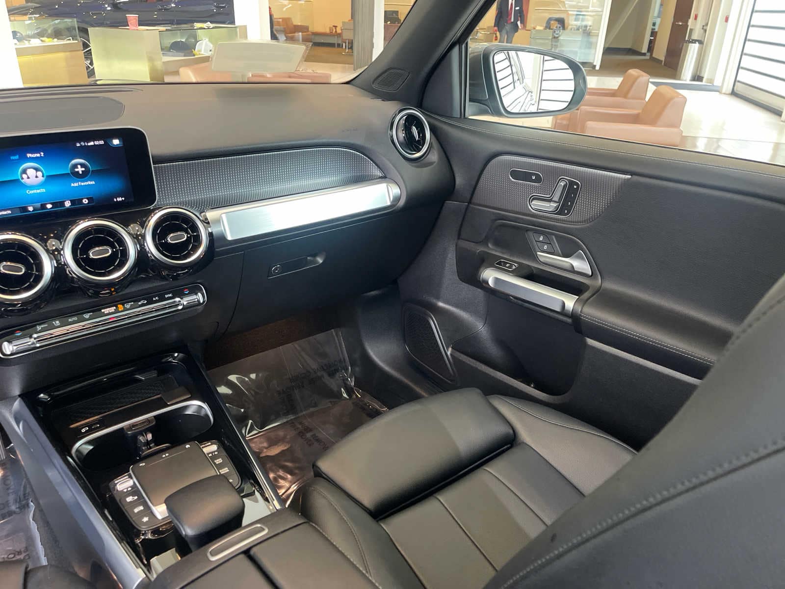 used 2021 Mercedes-Benz GLB 250 car, priced at $24,498