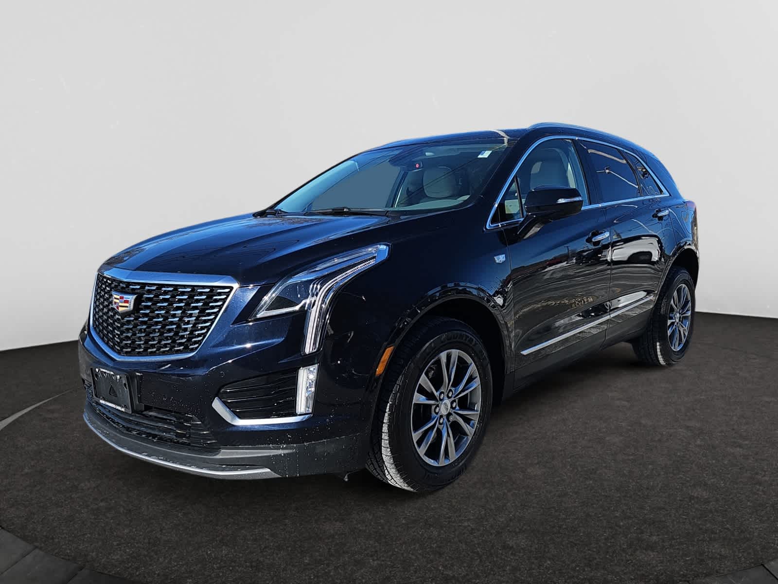 used 2021 Cadillac XT5 car, priced at $27,498