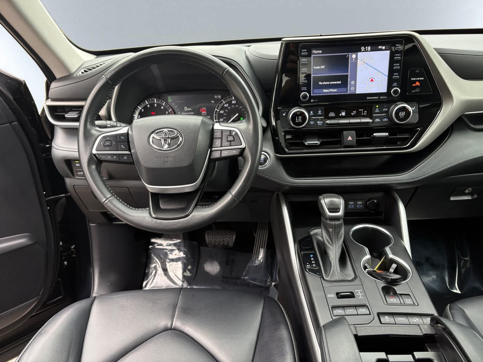 used 2022 Toyota Highlander car, priced at $37,998