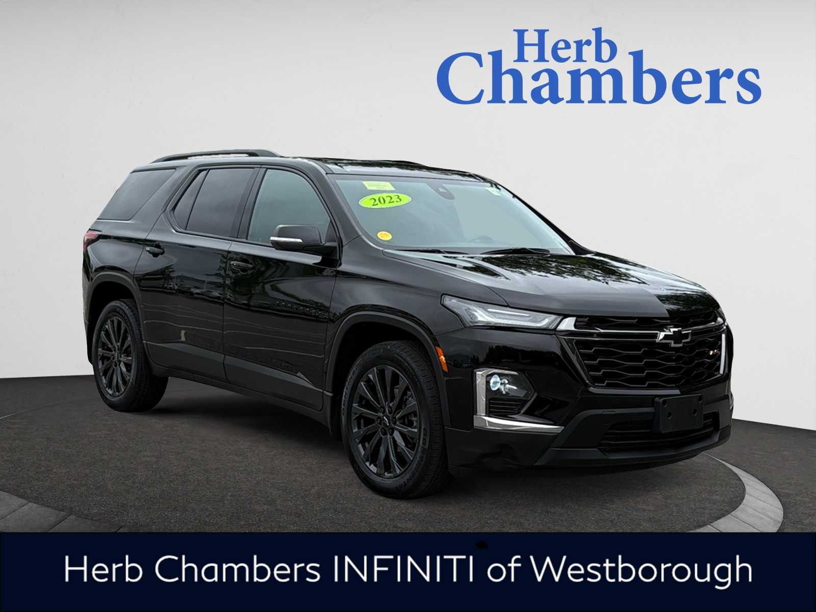 used 2023 Chevrolet Traverse car, priced at $36,998