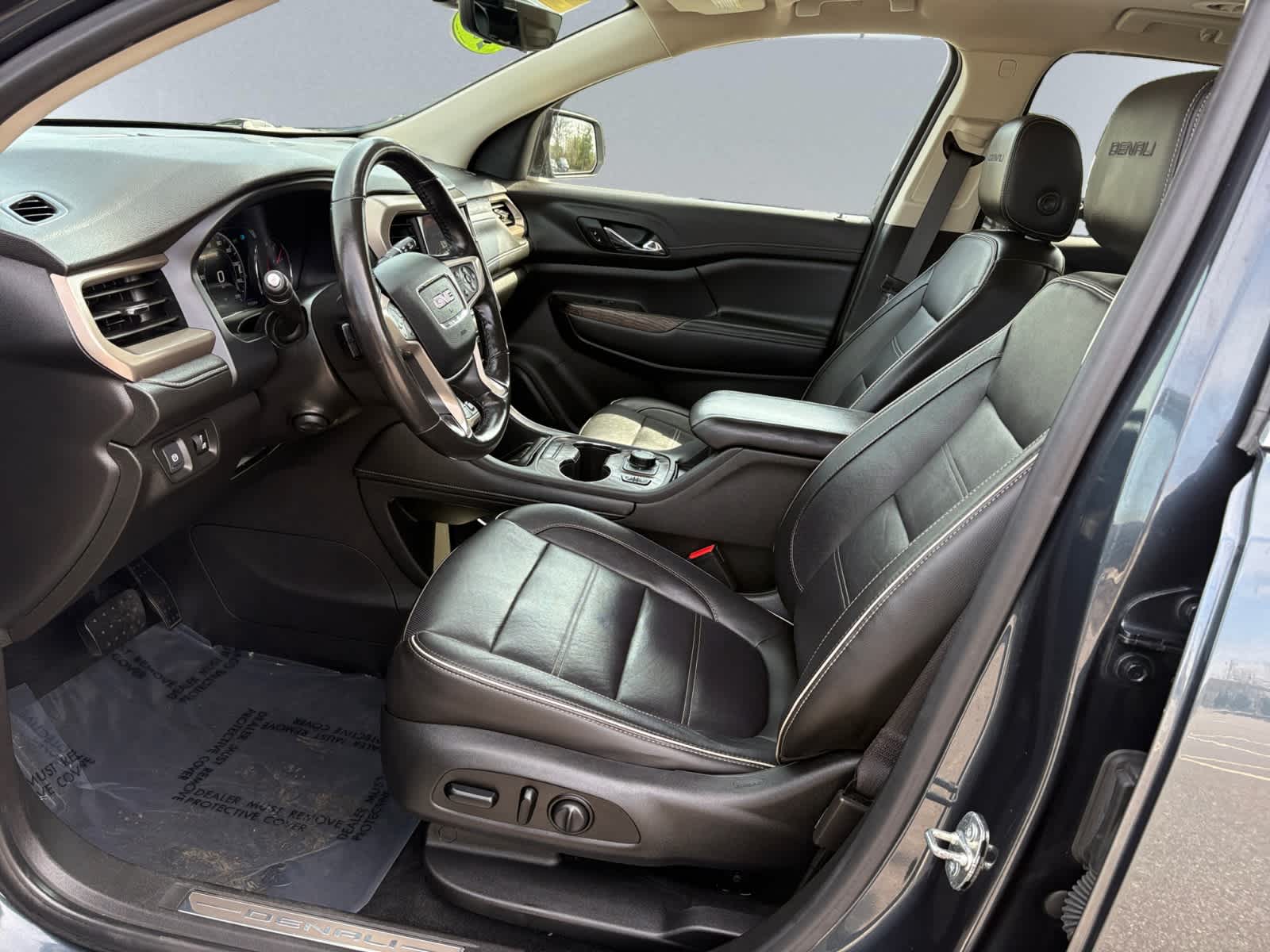 used 2020 GMC Acadia car, priced at $23,998
