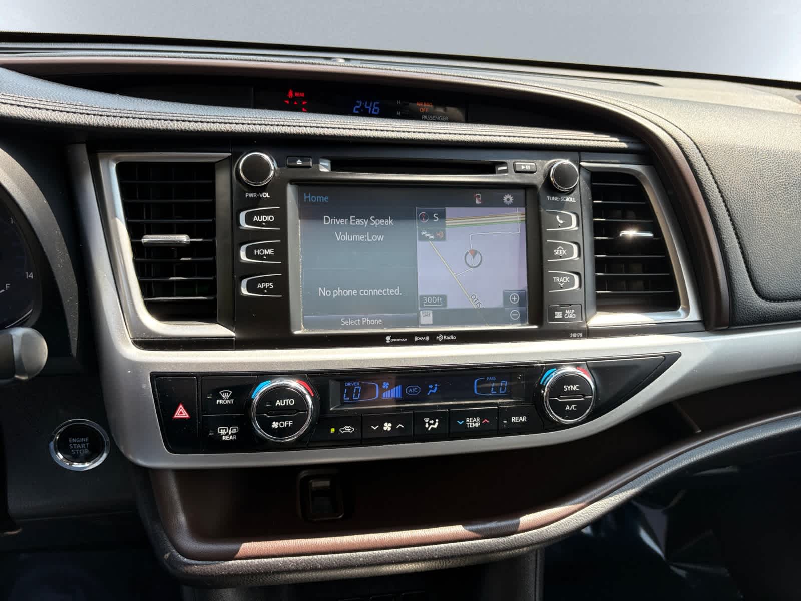 used 2018 Toyota Highlander car, priced at $25,998