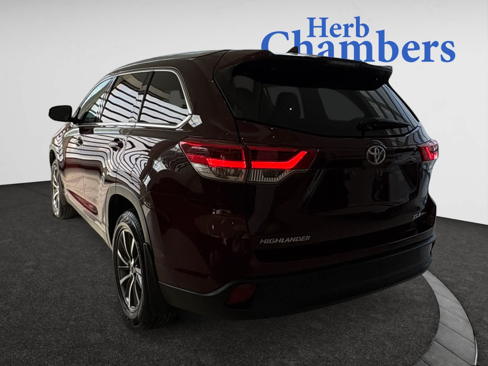 used 2019 Toyota Highlander car, priced at $28,898