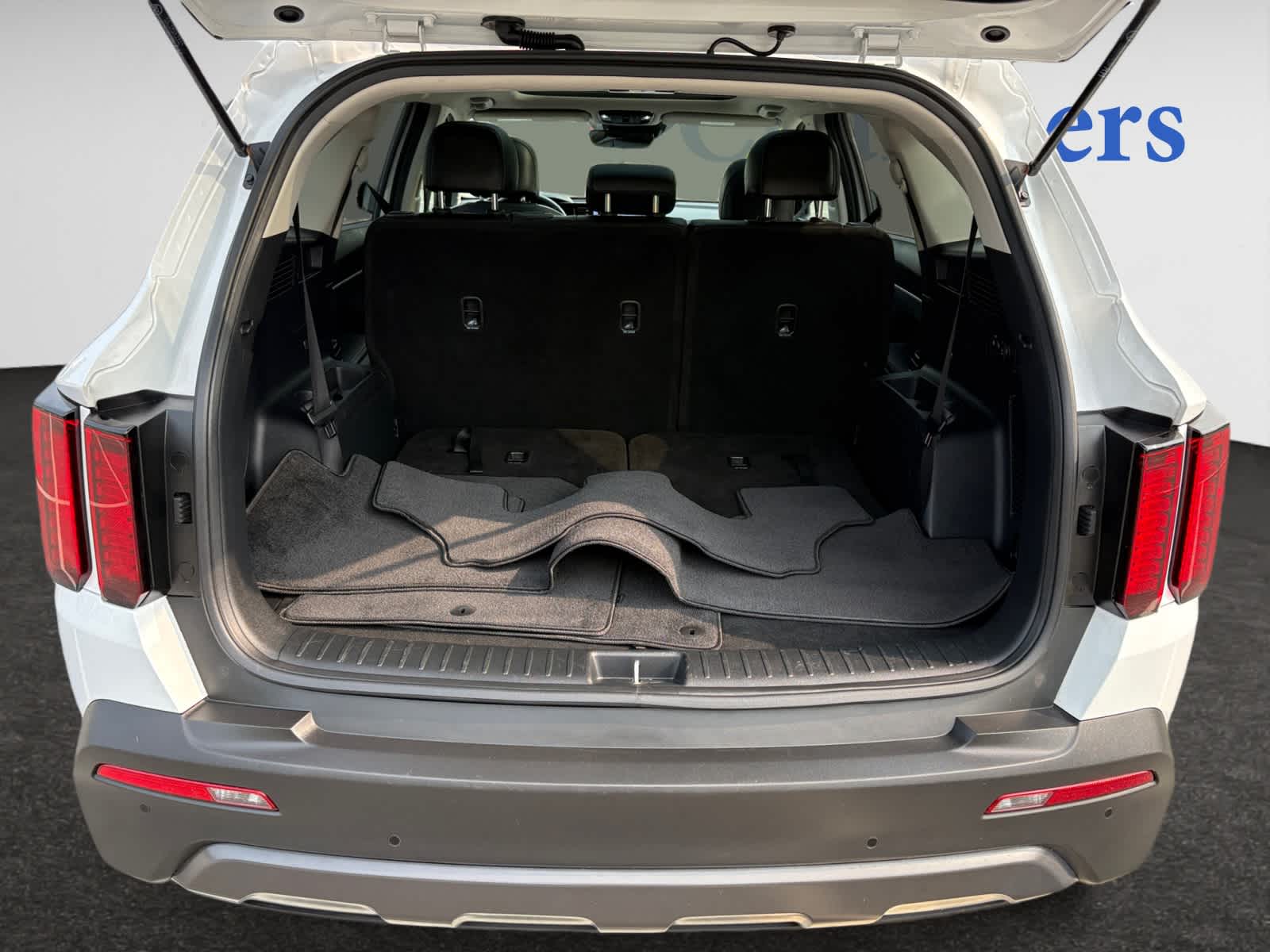used 2022 Kia Sorento car, priced at $27,998