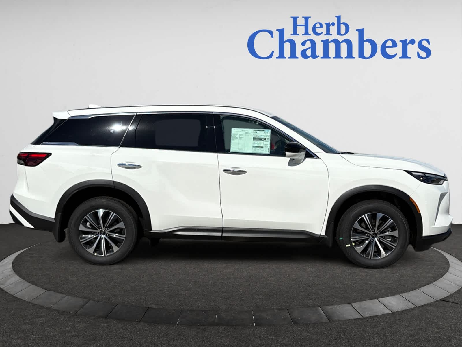 new 2025 INFINITI QX60 car
