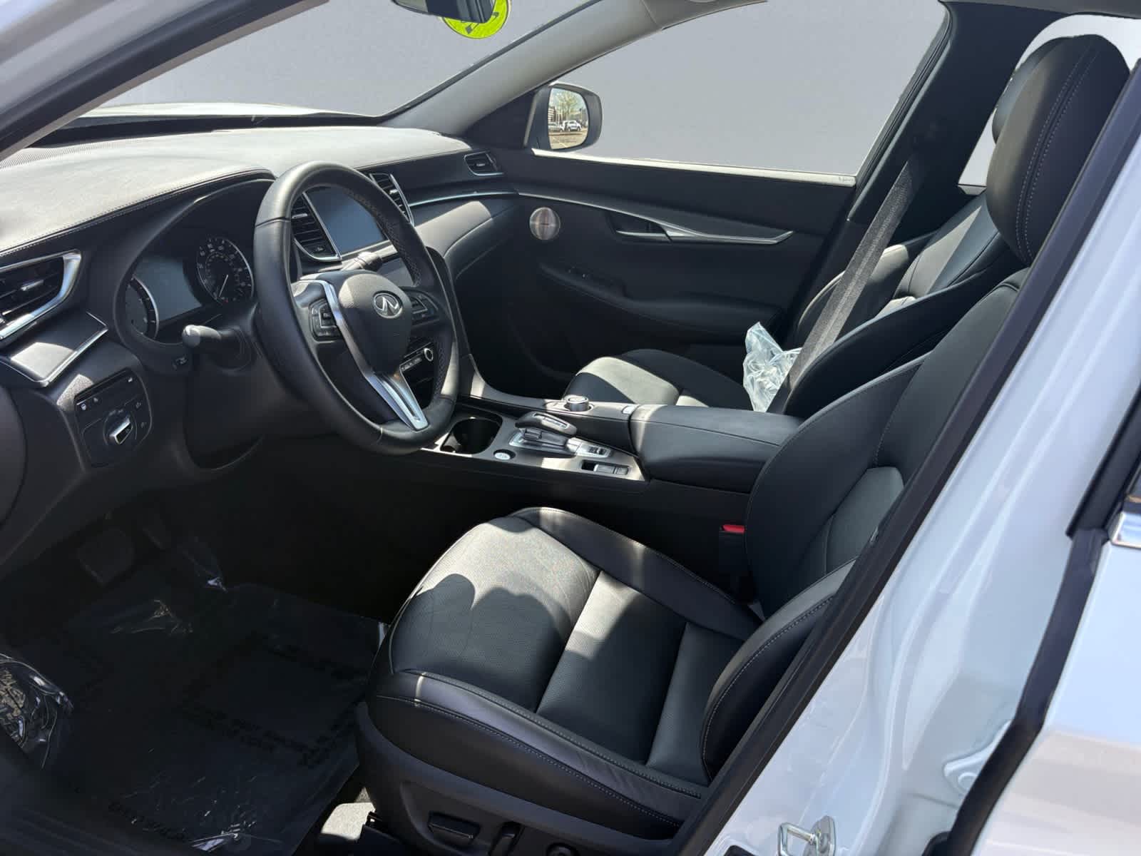 used 2025 INFINITI QX50 car