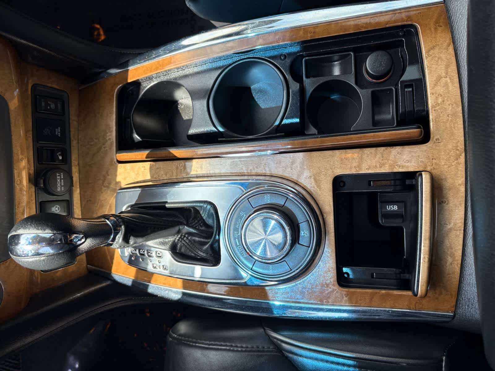 used 2014 INFINITI QX80 car, priced at $18,998