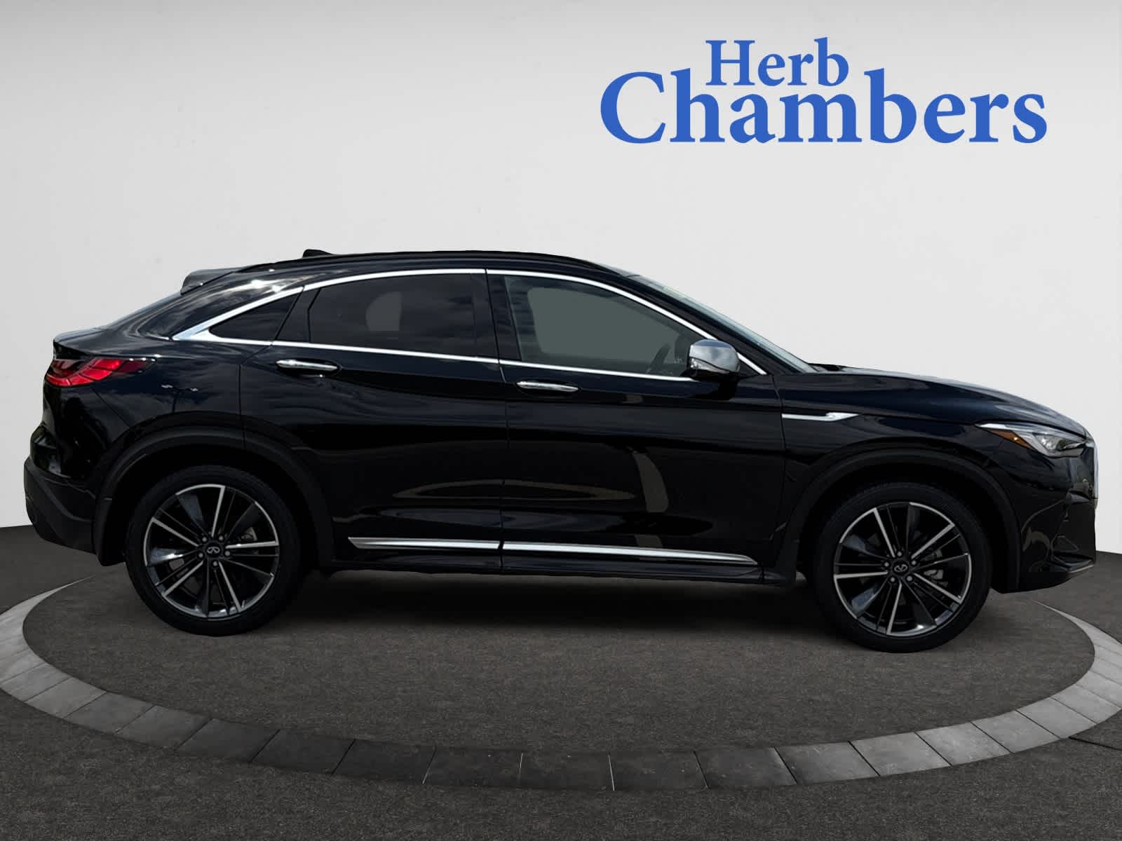 new 2025 INFINITI QX55 car, priced at $62,875