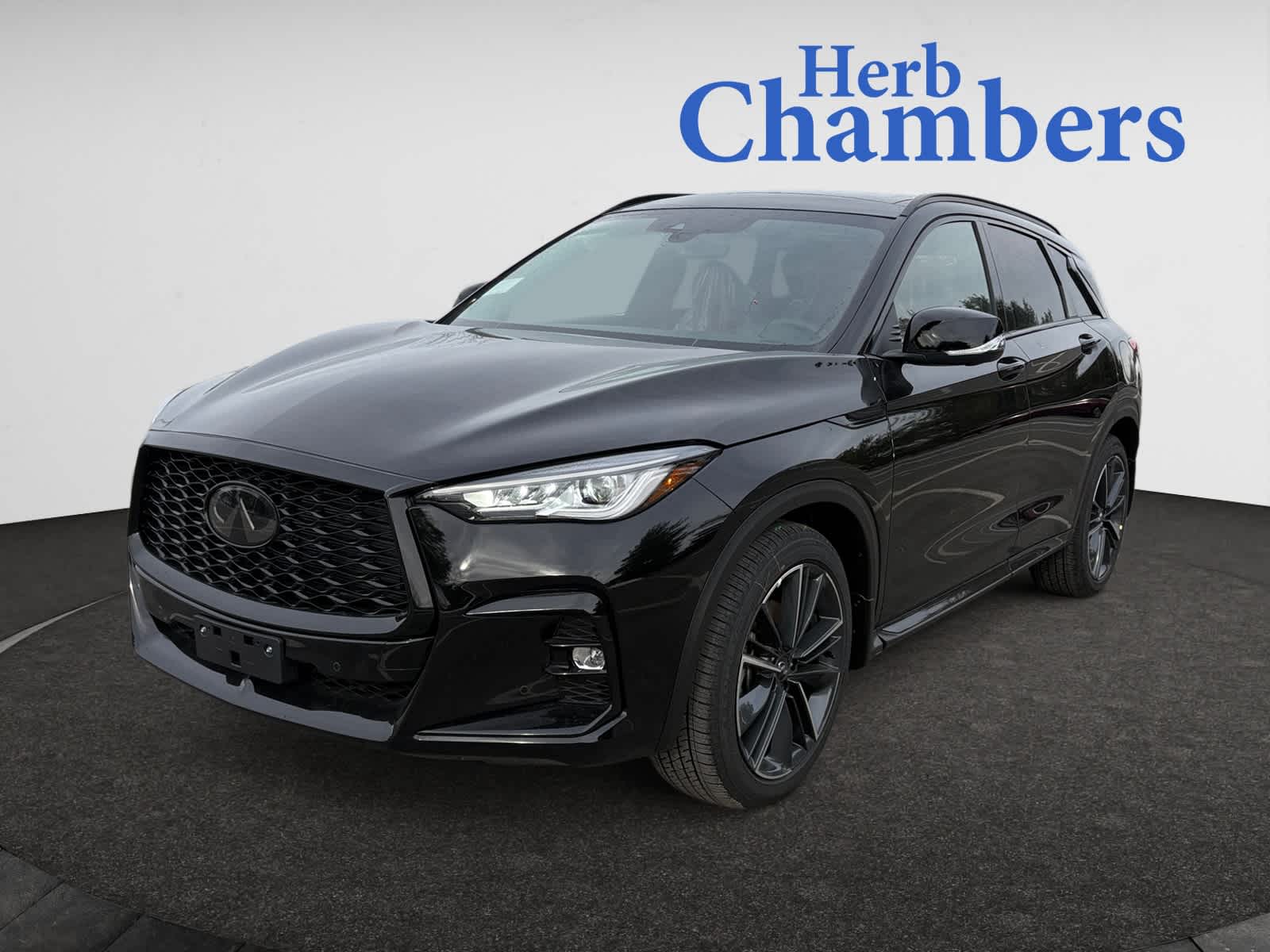 new 2025 INFINITI QX50 car