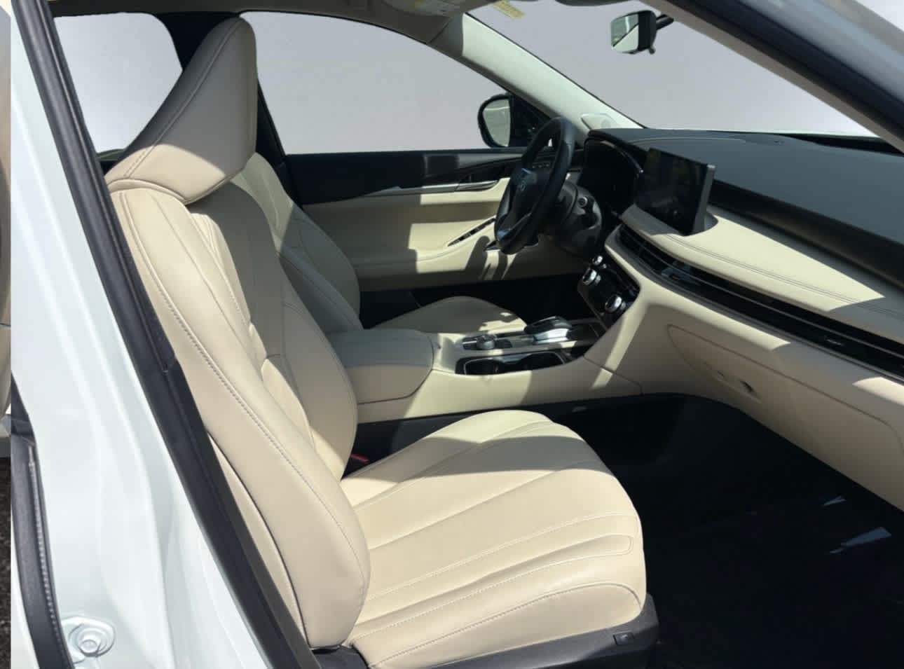 used 2025 INFINITI QX60 car, priced at $53,998
