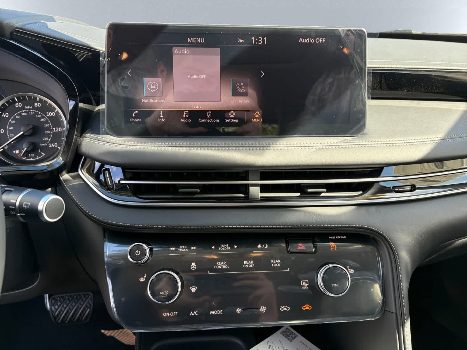 new 2025 INFINITI QX60 car