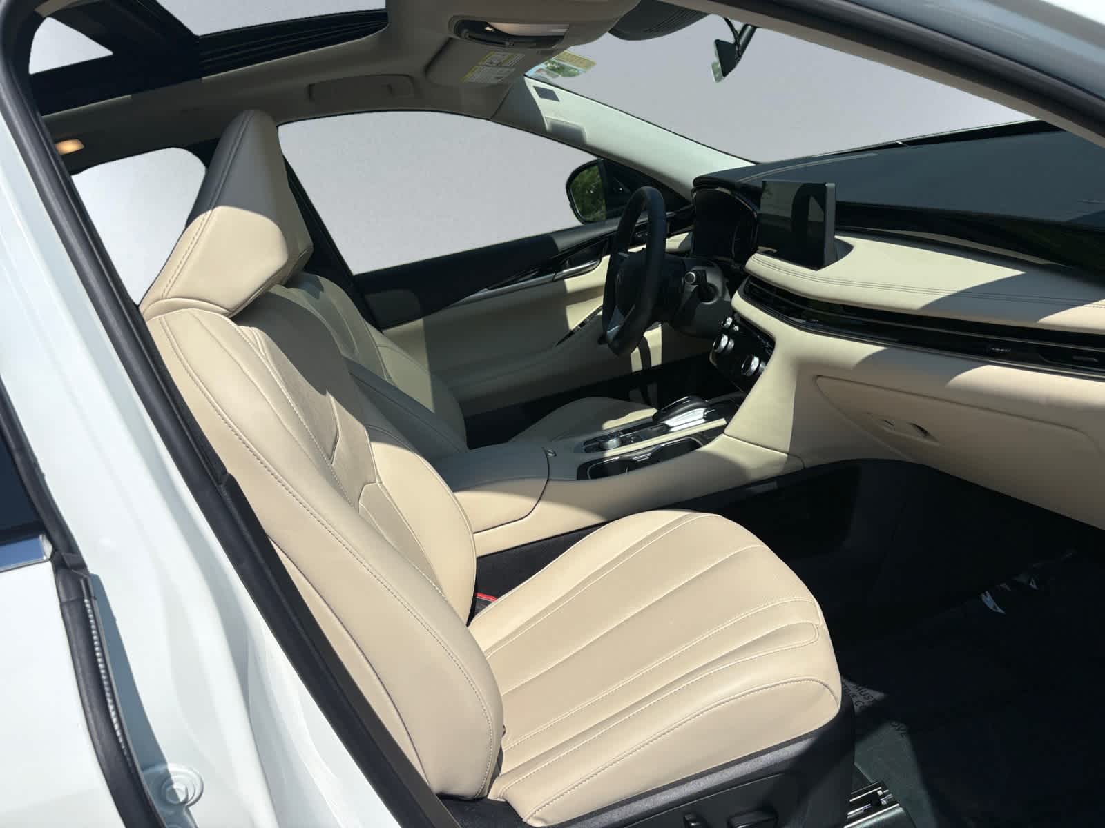 used 2025 INFINITI QX60 car, priced at $41,898