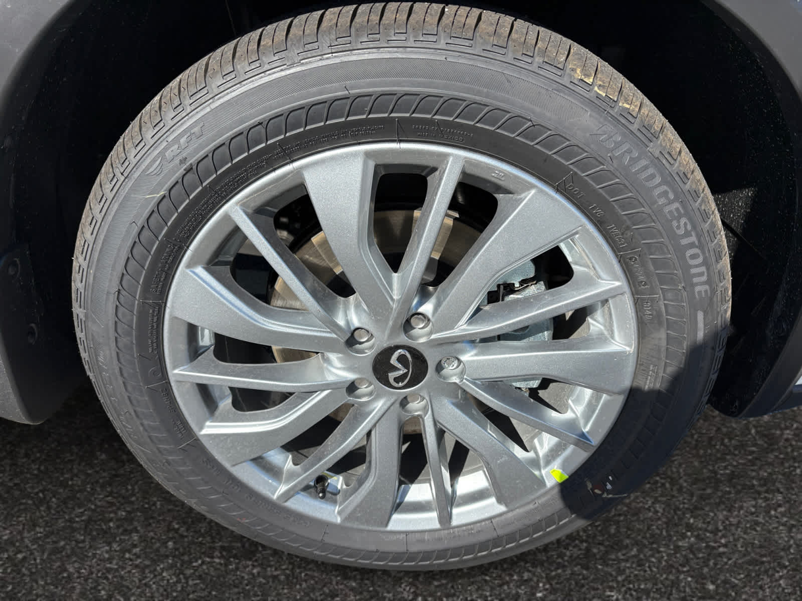 new 2025 INFINITI QX50 car