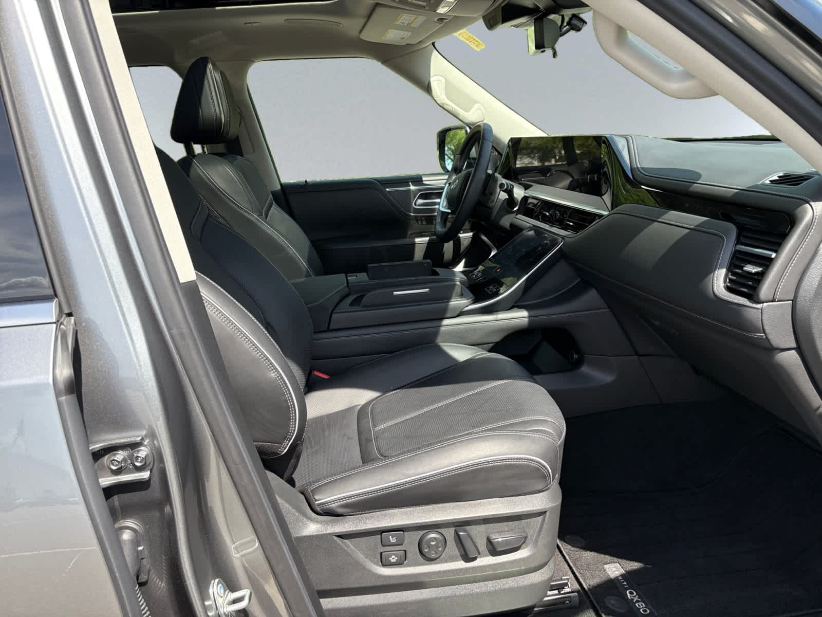 used 2025 INFINITI QX80 car, priced at $86,998
