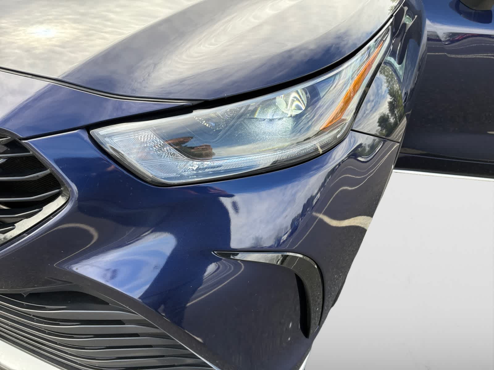 used 2021 Toyota Highlander car, priced at $37,898