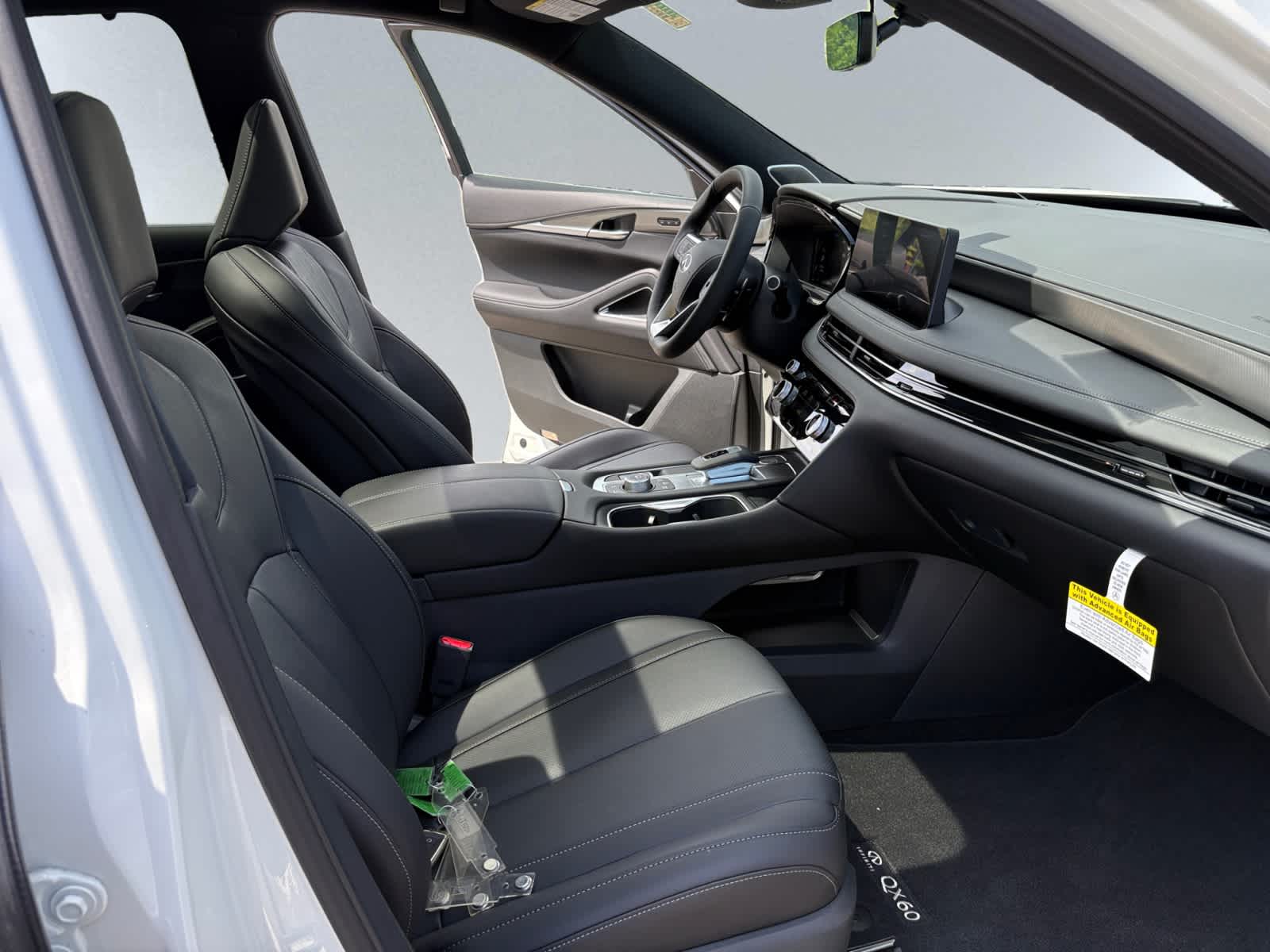 new 2025 INFINITI QX60 car, priced at $60,581