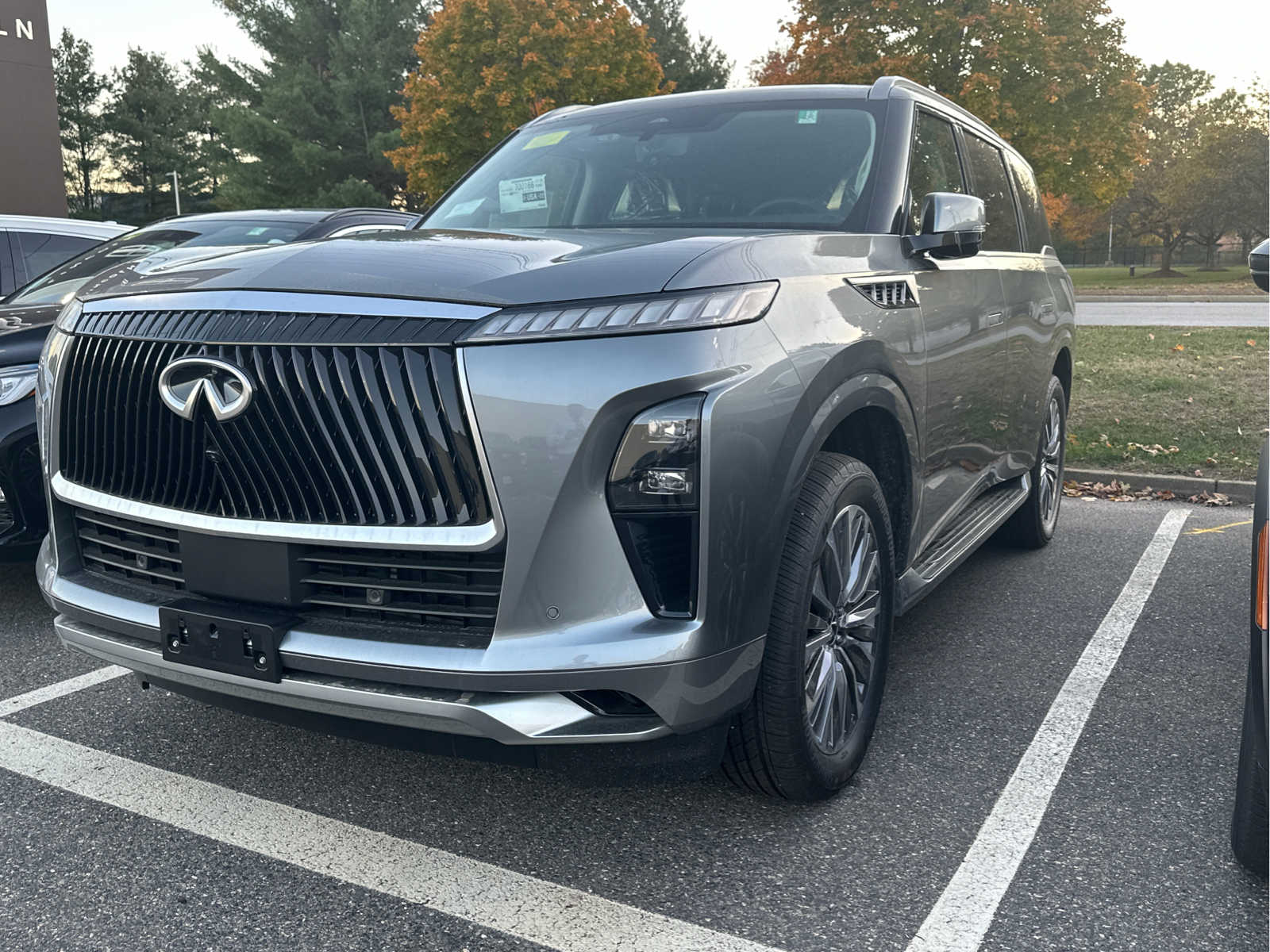 new 2025 INFINITI QX80 car, priced at $98,464