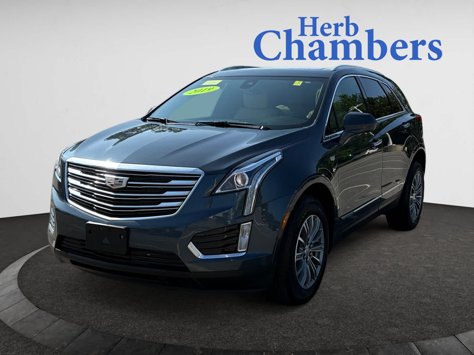 used 2019 Cadillac XT5 car, priced at $20,998