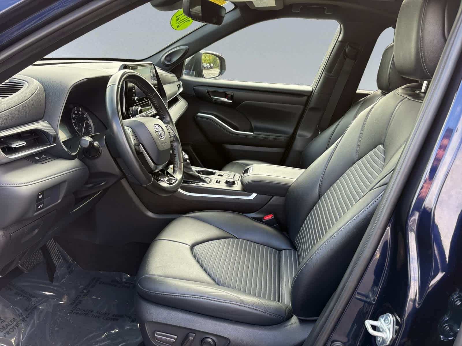used 2021 Toyota Highlander car, priced at $37,898