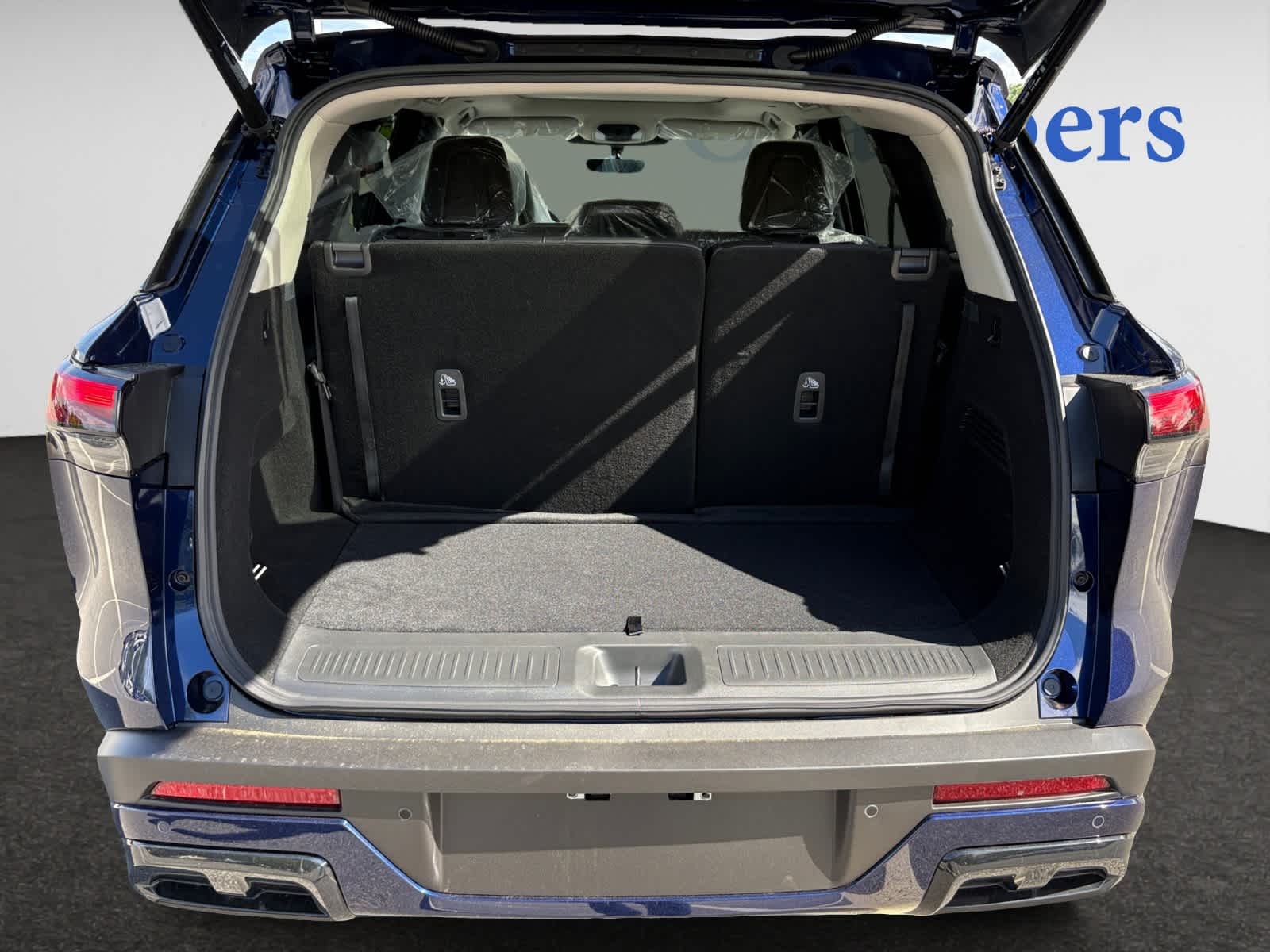 new 2025 INFINITI QX60 car