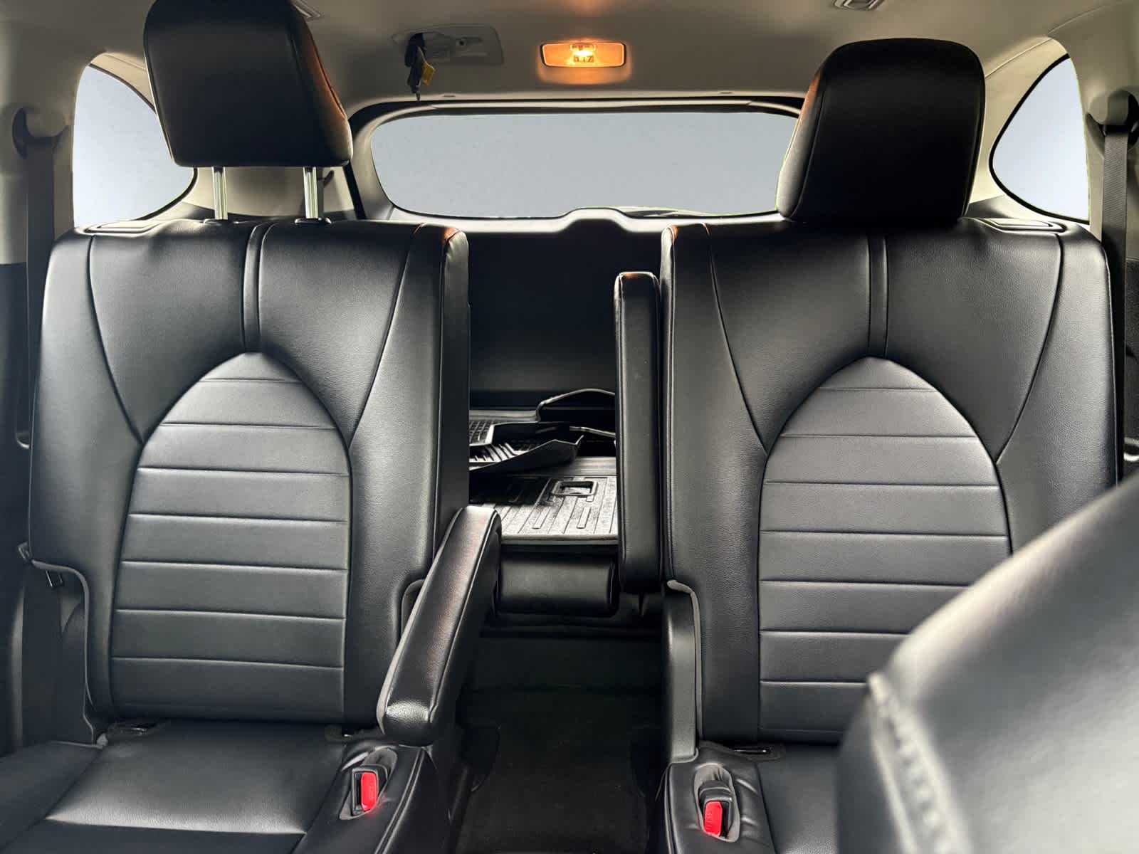 used 2022 Toyota Highlander car, priced at $37,998