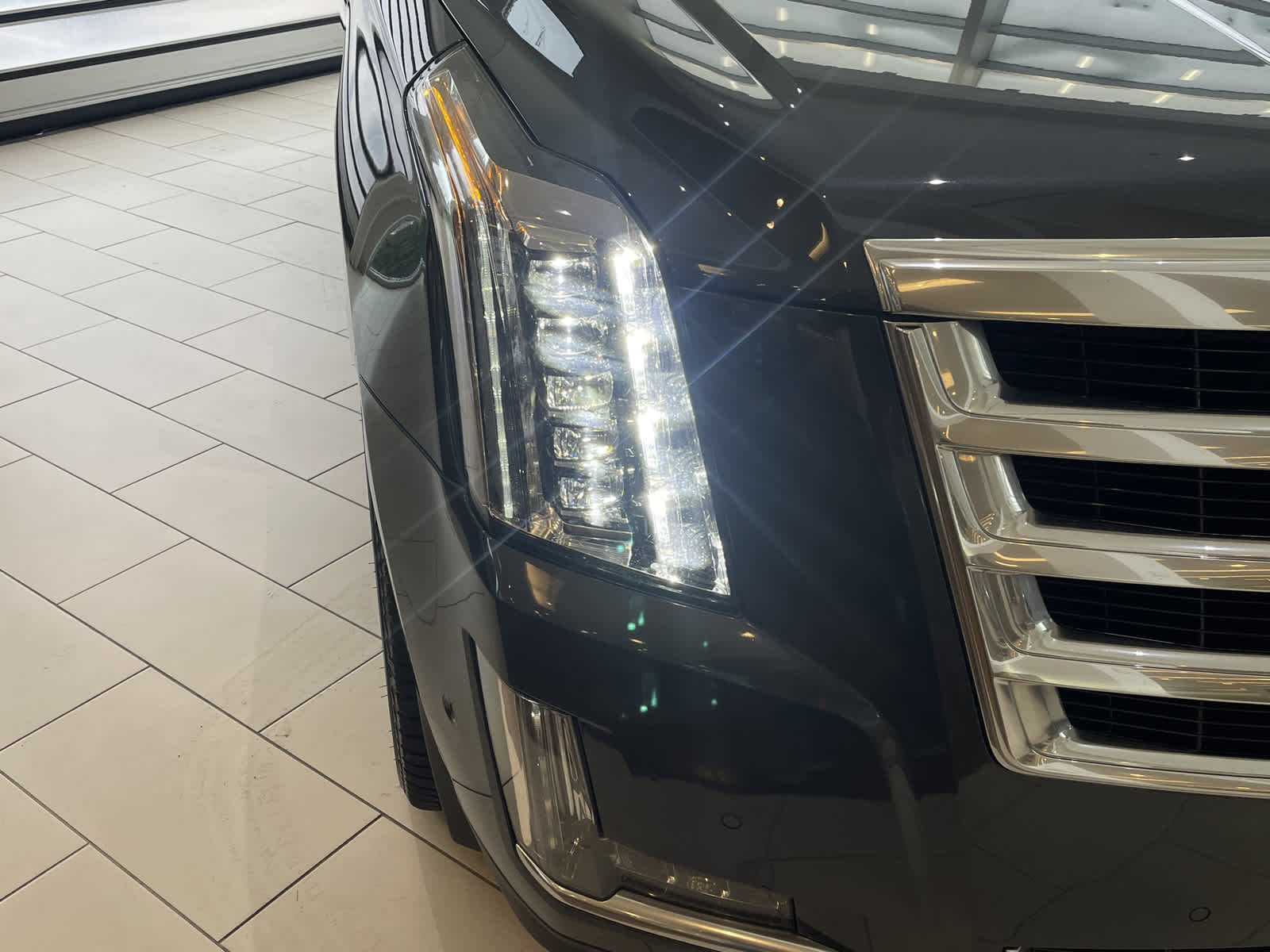 used 2020 Cadillac Escalade car, priced at $41,998