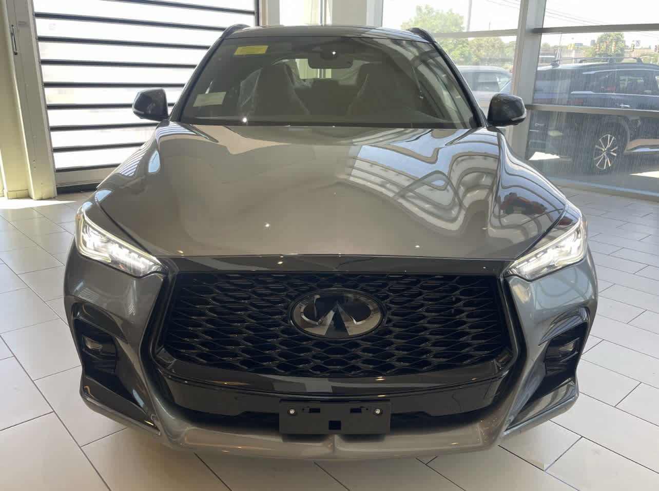 new 2024 INFINITI QX50 car