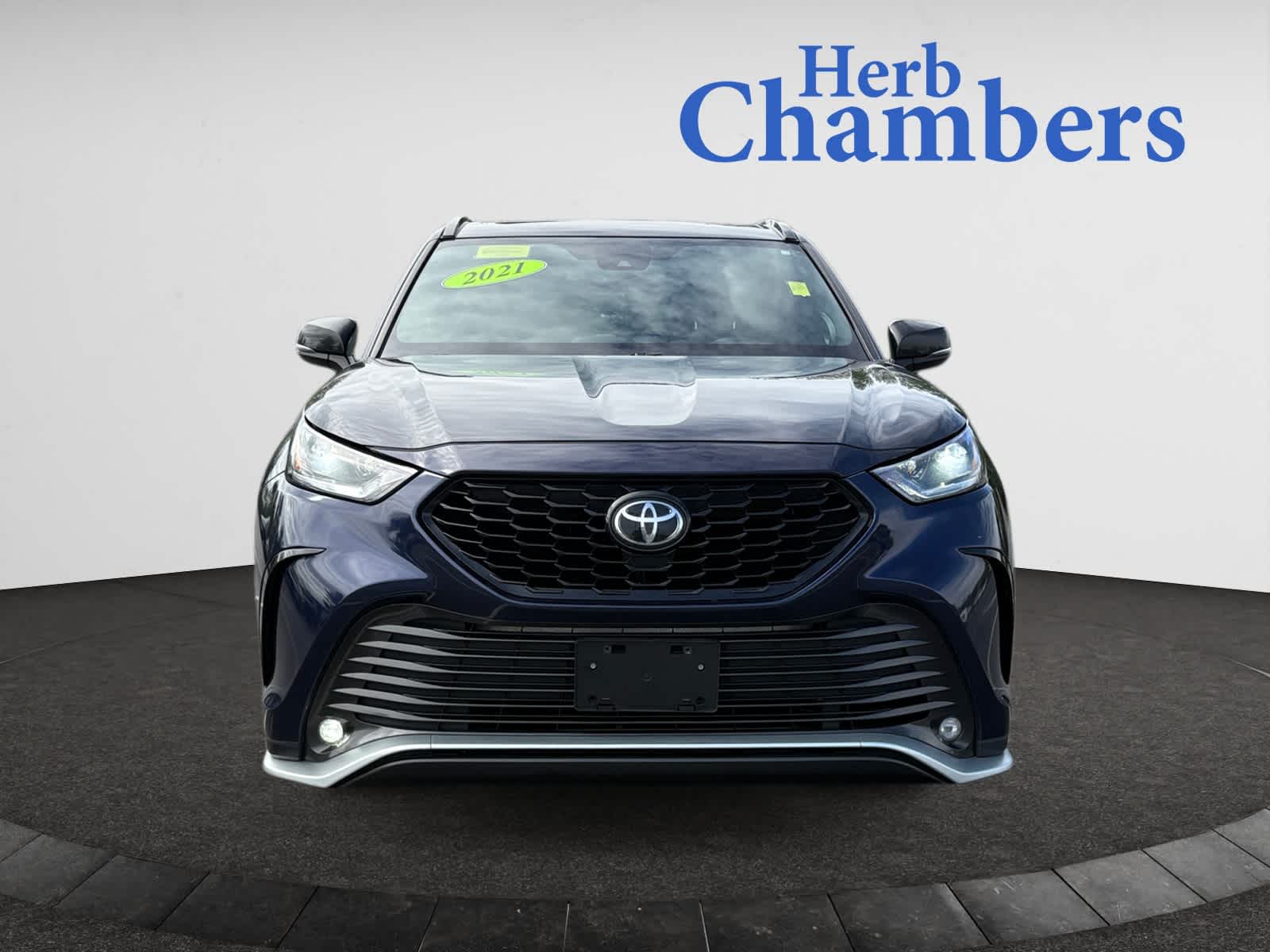 used 2021 Toyota Highlander car, priced at $37,898