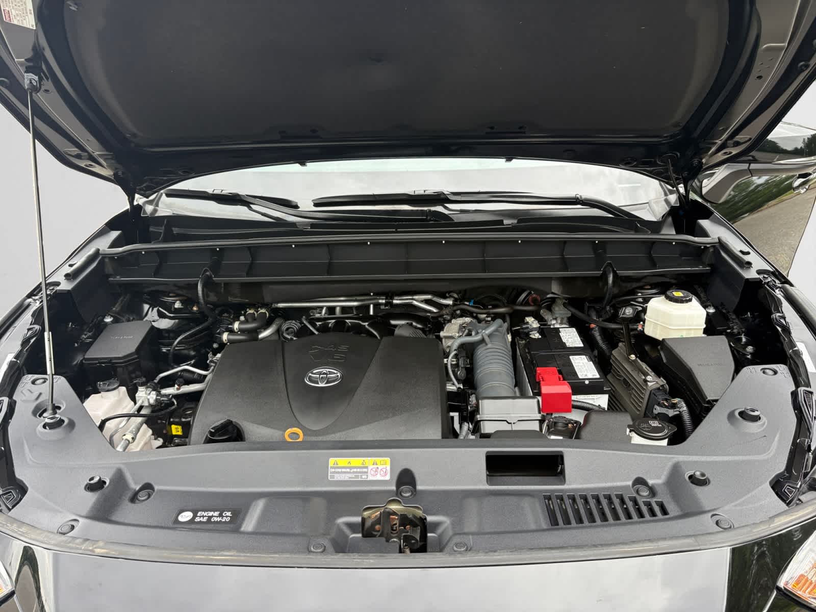 used 2022 Toyota Highlander car, priced at $37,998