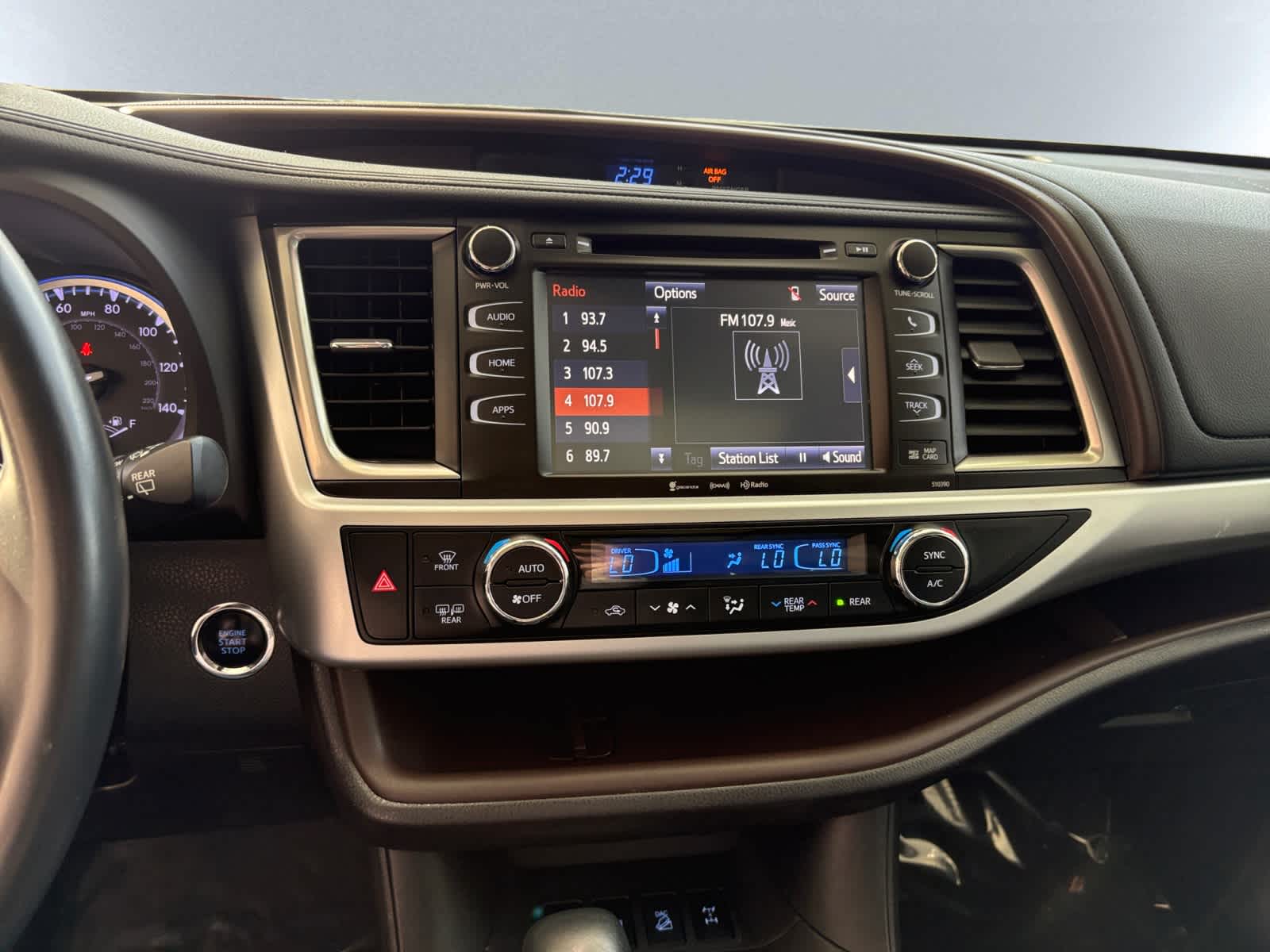 used 2019 Toyota Highlander car, priced at $28,898