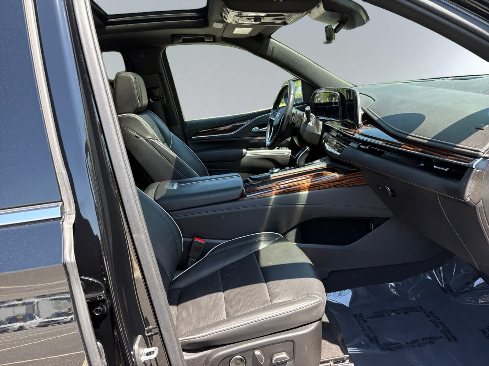 used 2021 Cadillac Escalade car, priced at $61,998